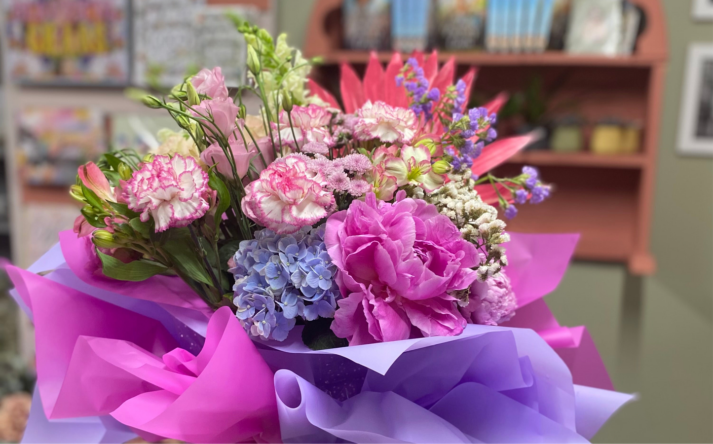 Large Hand Tied Fresh Flower Bouquets